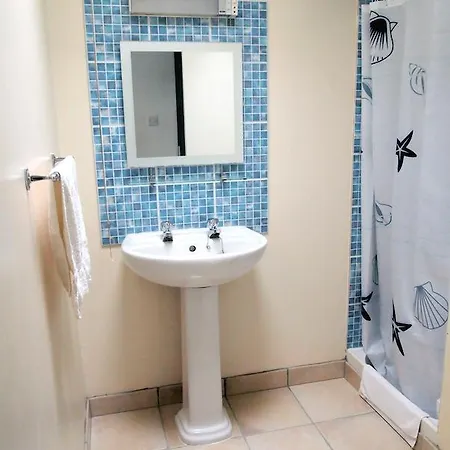 Ocean Surf Newquay Hostel